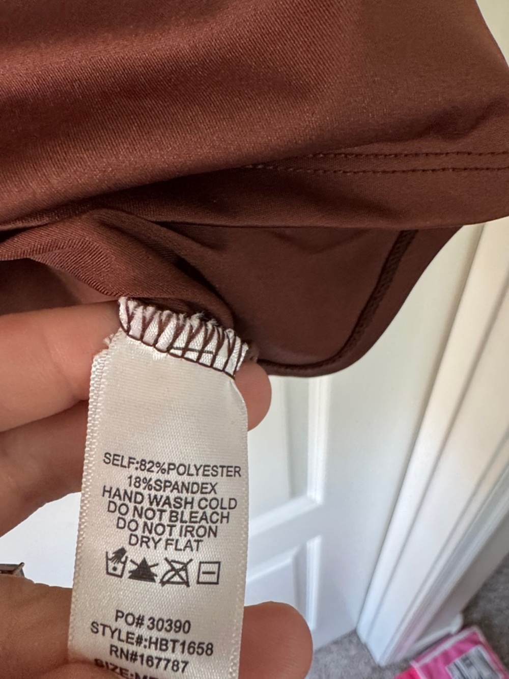 Scoop Neck Ruched Tank Top — Brown / AA81 - Picture 4 of 4